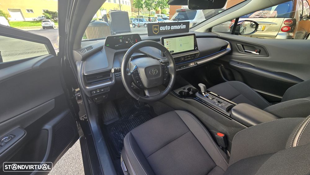 Toyota Prius 2.0 Plug-in Exclusive - 14