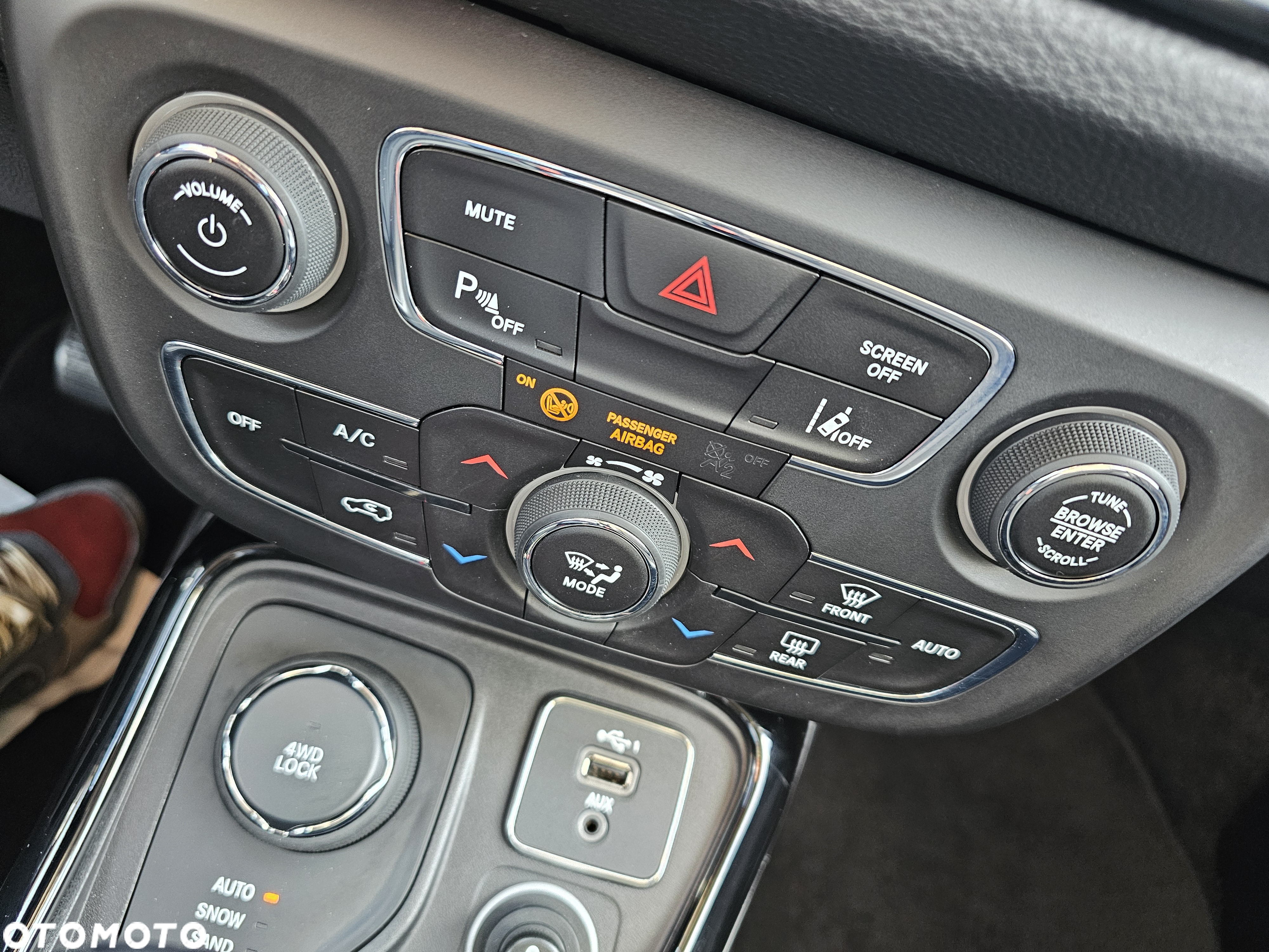 Jeep Compass 2.0 MJD Opening Edition 4WD S&S - 34
