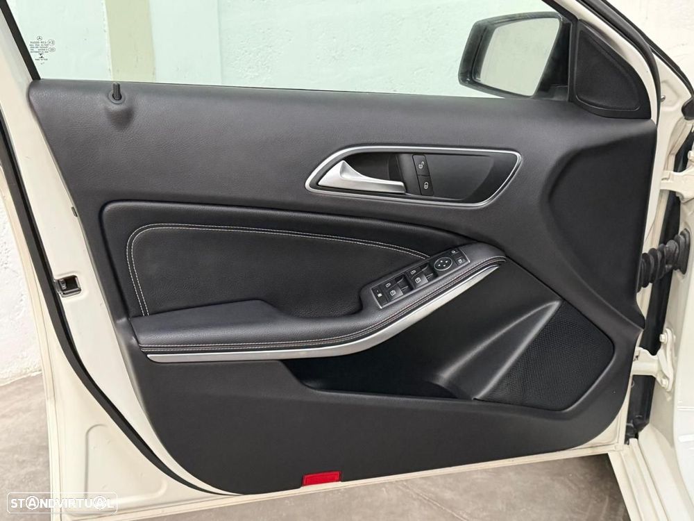 Mercedes-Benz A 180 d 7G-DCT Urban - 30