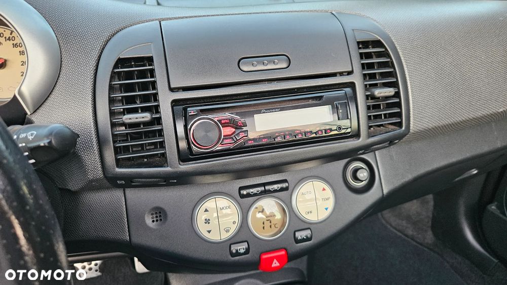 Nissan Micra 1.6 Active Luxury - 19