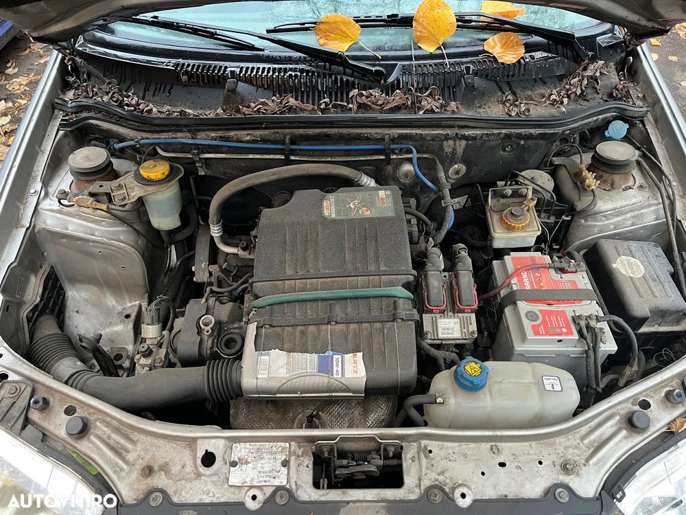 Dezmembrez Fiat Albea facelift gri argintiu 1,4 benzina cu ABS 2007 - 8