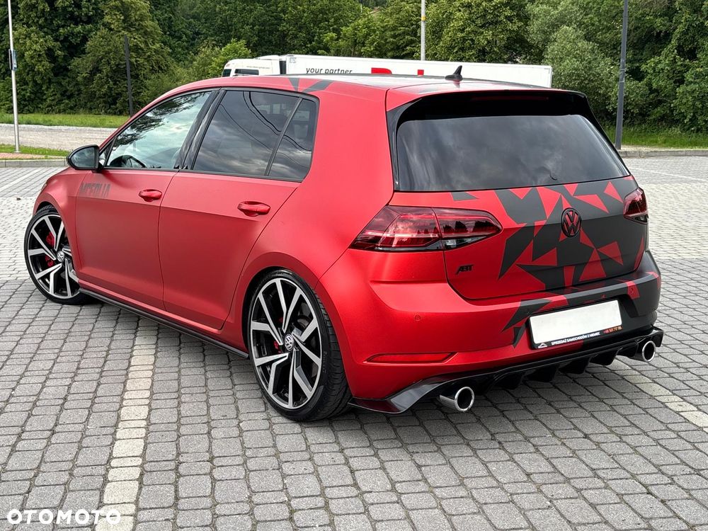 Volkswagen Golf GTI (BlueMotion Technology) DSG Performance - 3