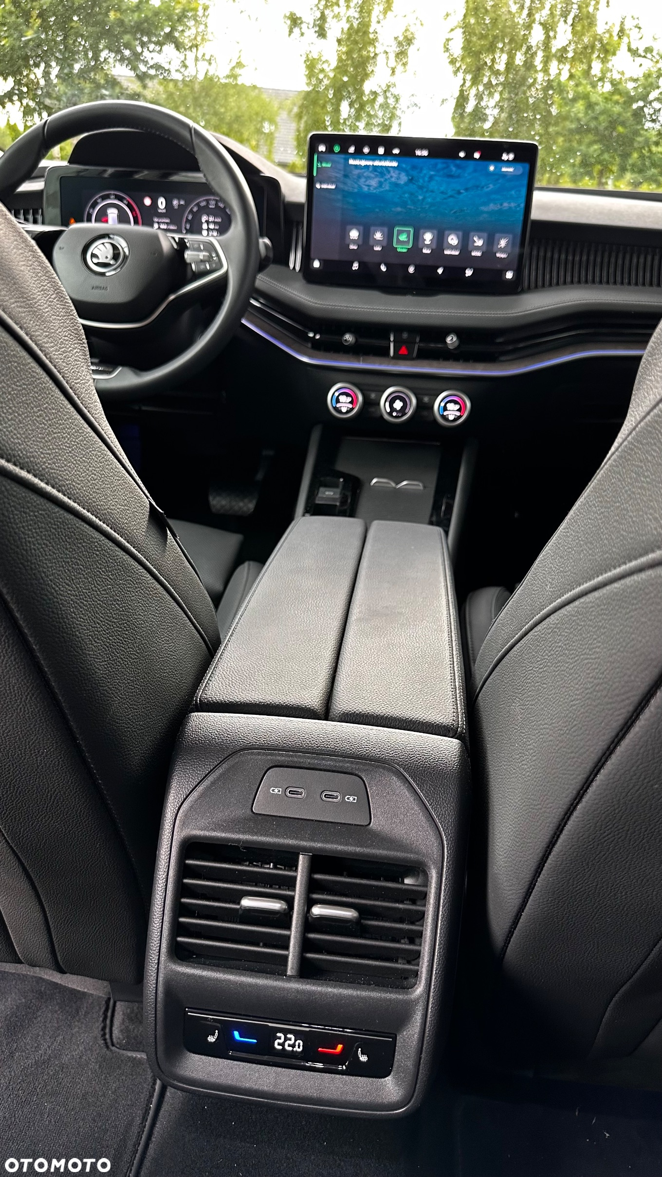 Skoda Superb 2.0 TDI SCR 4x4 L&K DSG - 20