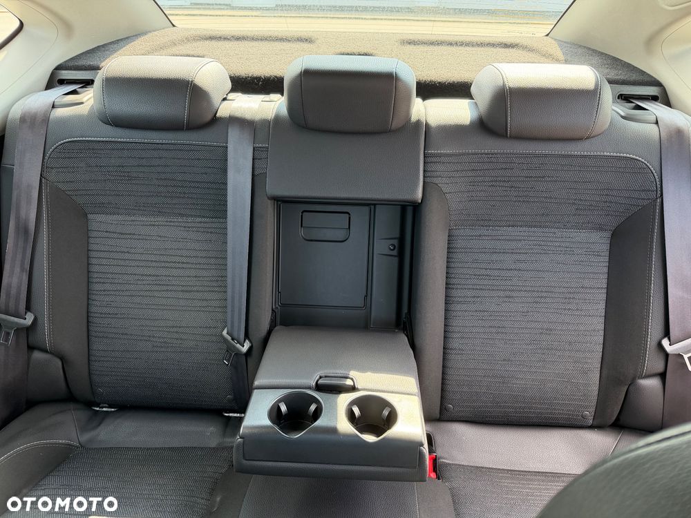 Opel Astra 1.6 EU6 - 11