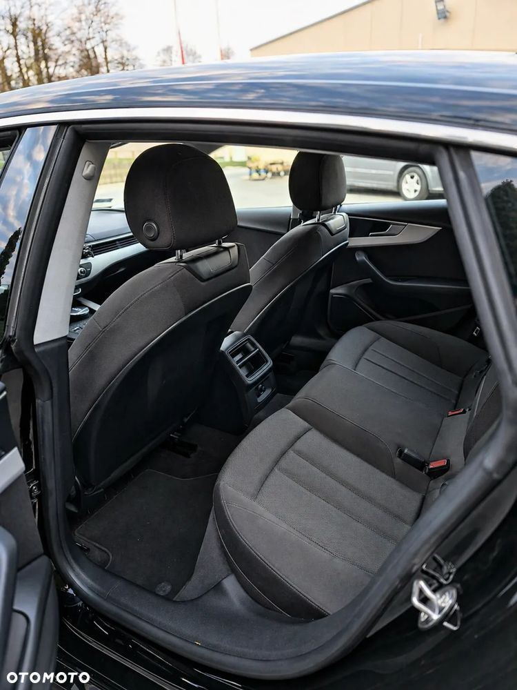 Audi A5 Sportback 35 TFSI Sport S tronic - 8