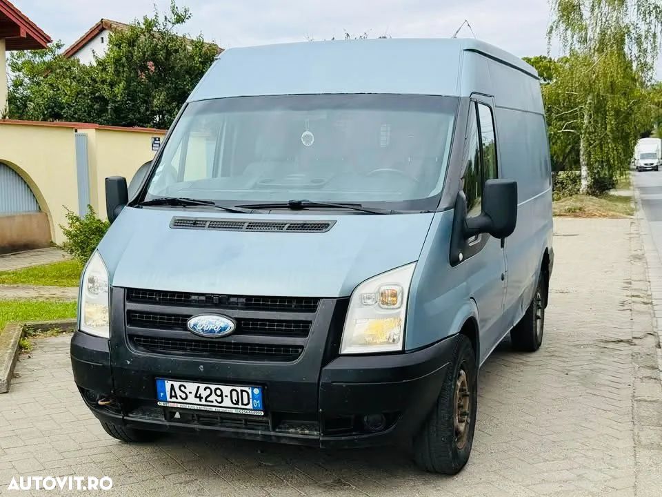 Ford Transit - 1