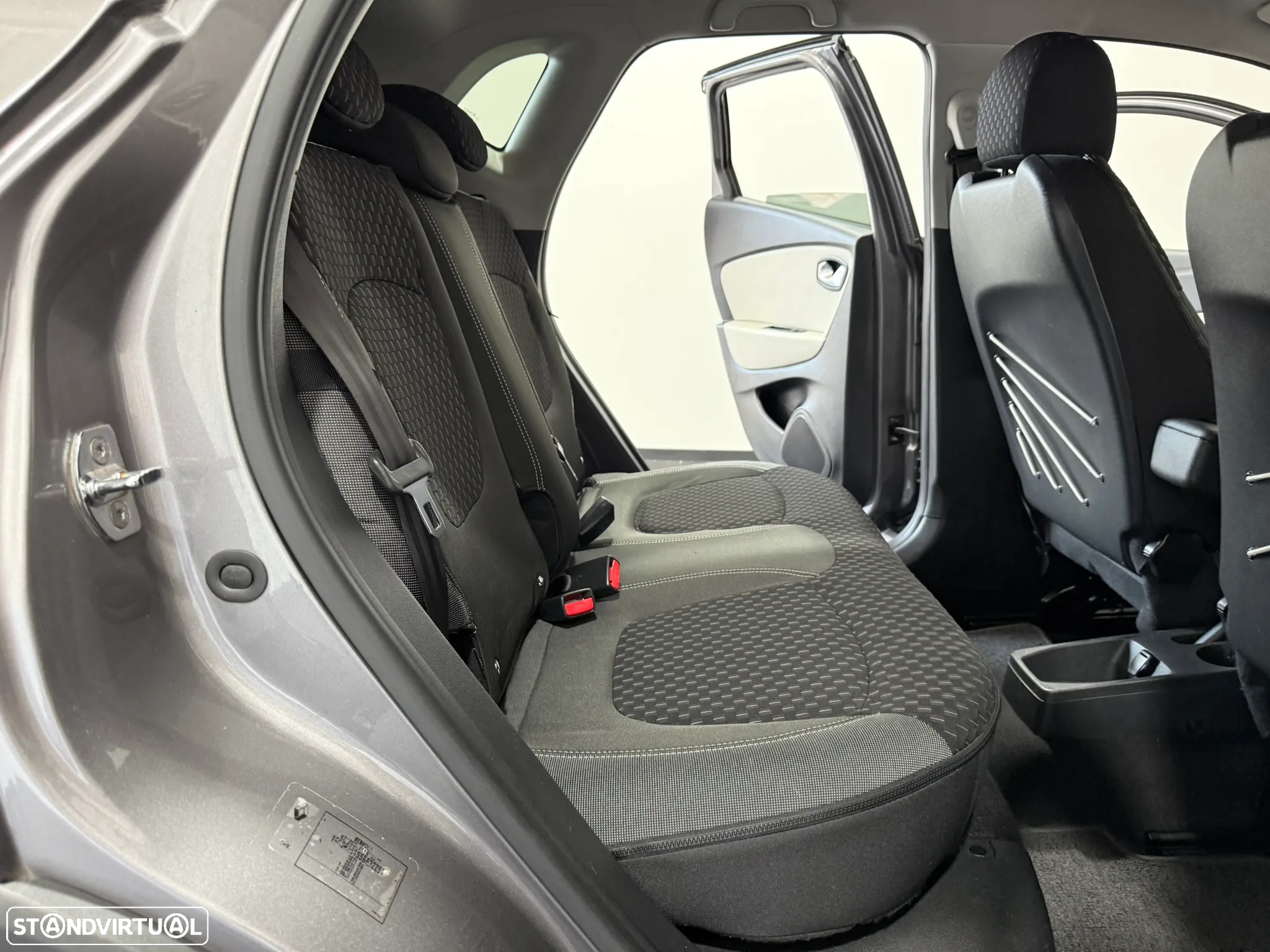 Renault Captur 0.9 TCE Exclusive - 36