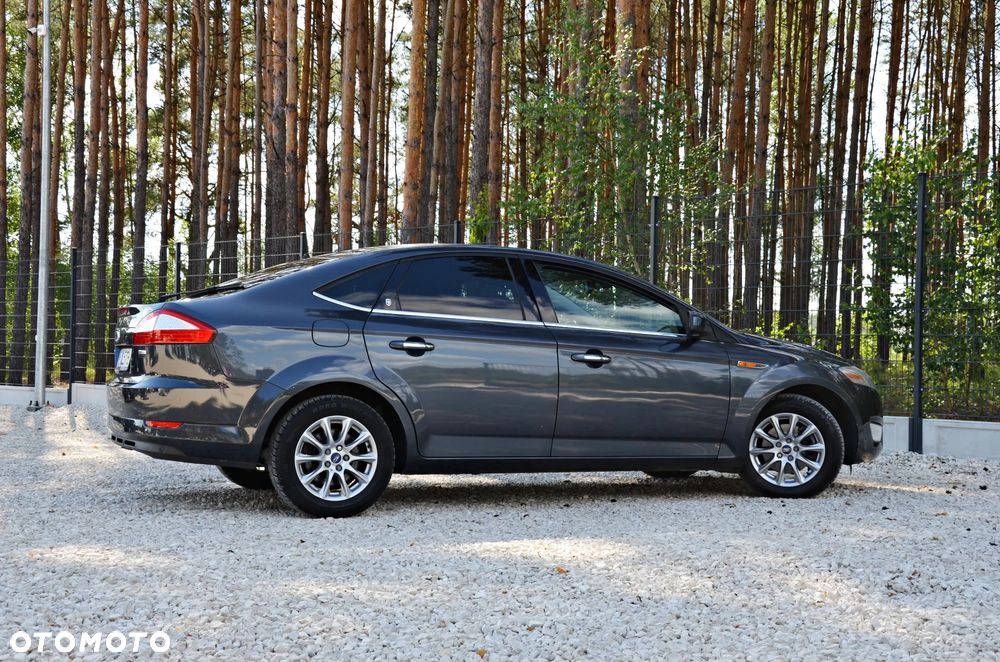 Ford Mondeo 2.0 TDCi Titanium - 24