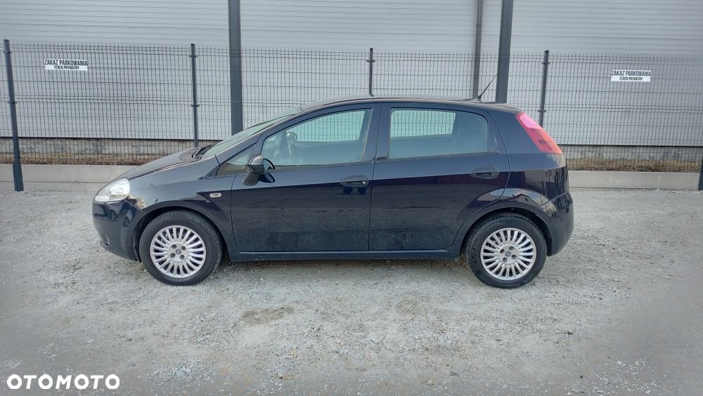 Fiat Grande Punto - 4
