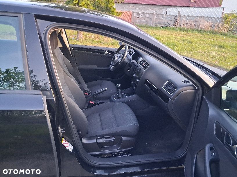 Volkswagen Jetta 1.2 TSI BlueMotion Technology Life - 13
