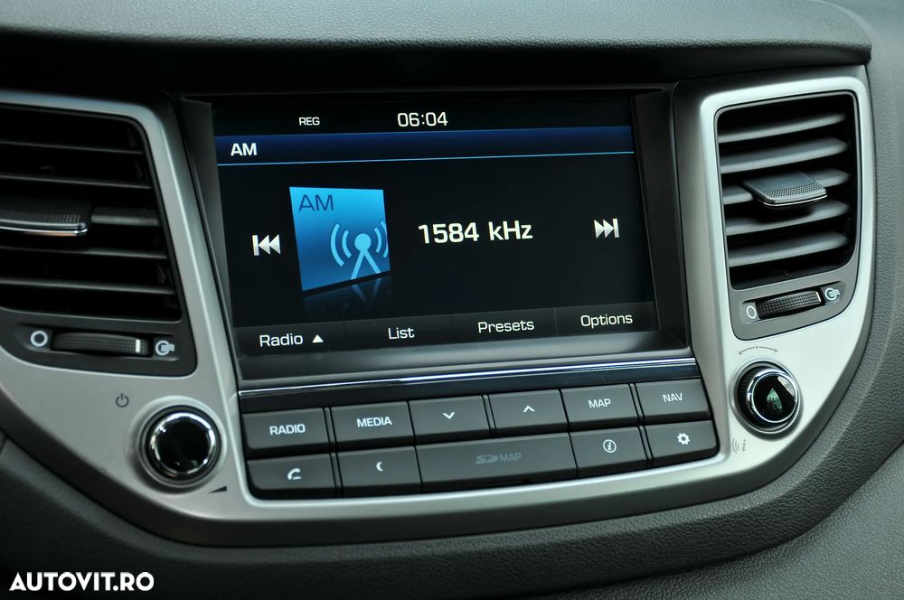 Hyundai Tucson - 32