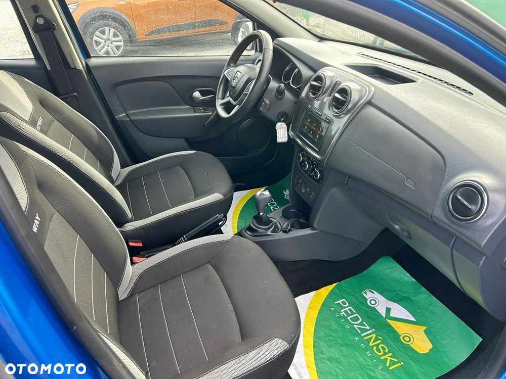 Dacia Sandero Stepway - 11