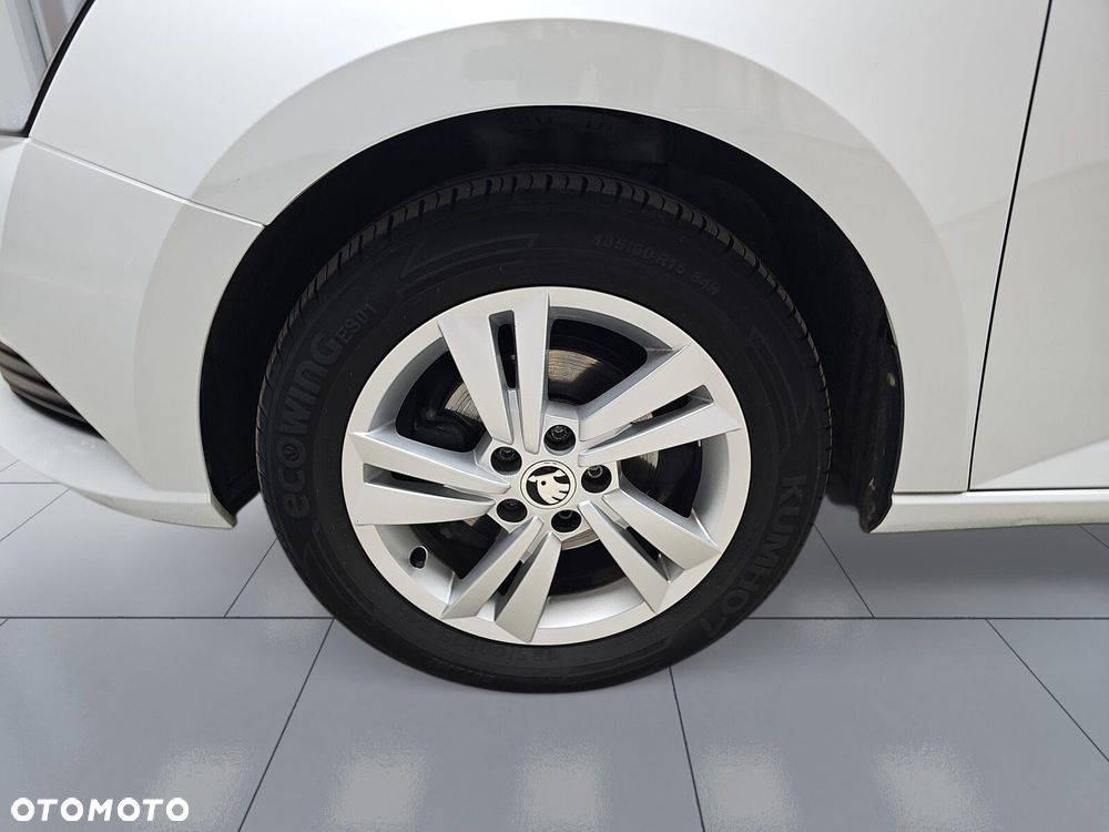 Skoda Fabia 1.0 TSI Ambition - 33