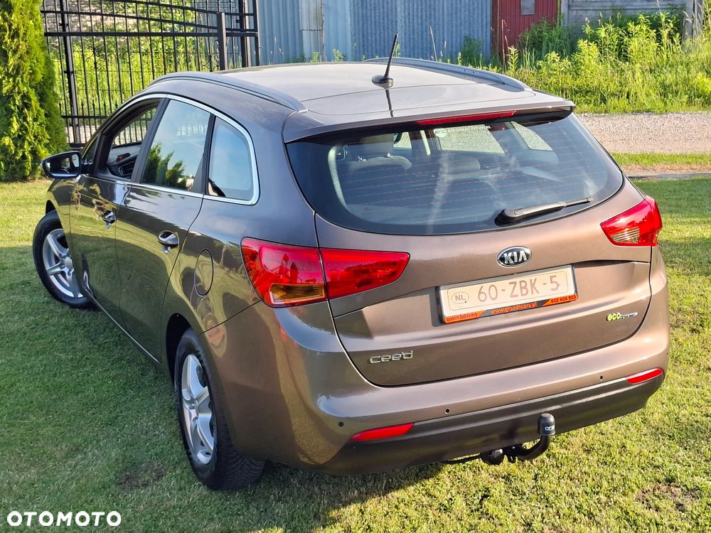 Kia Ceed 1.6 GDI XL - 5