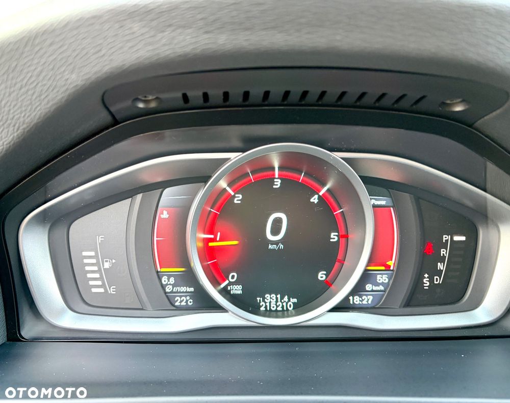 Volvo V60 Cross Country D4 Drive-E Summum - 9