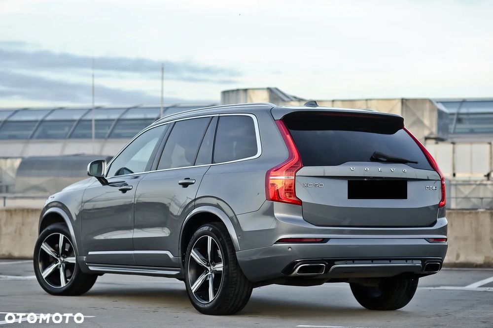 Volvo XC 90 D5 AWD R-Design 7os - 12