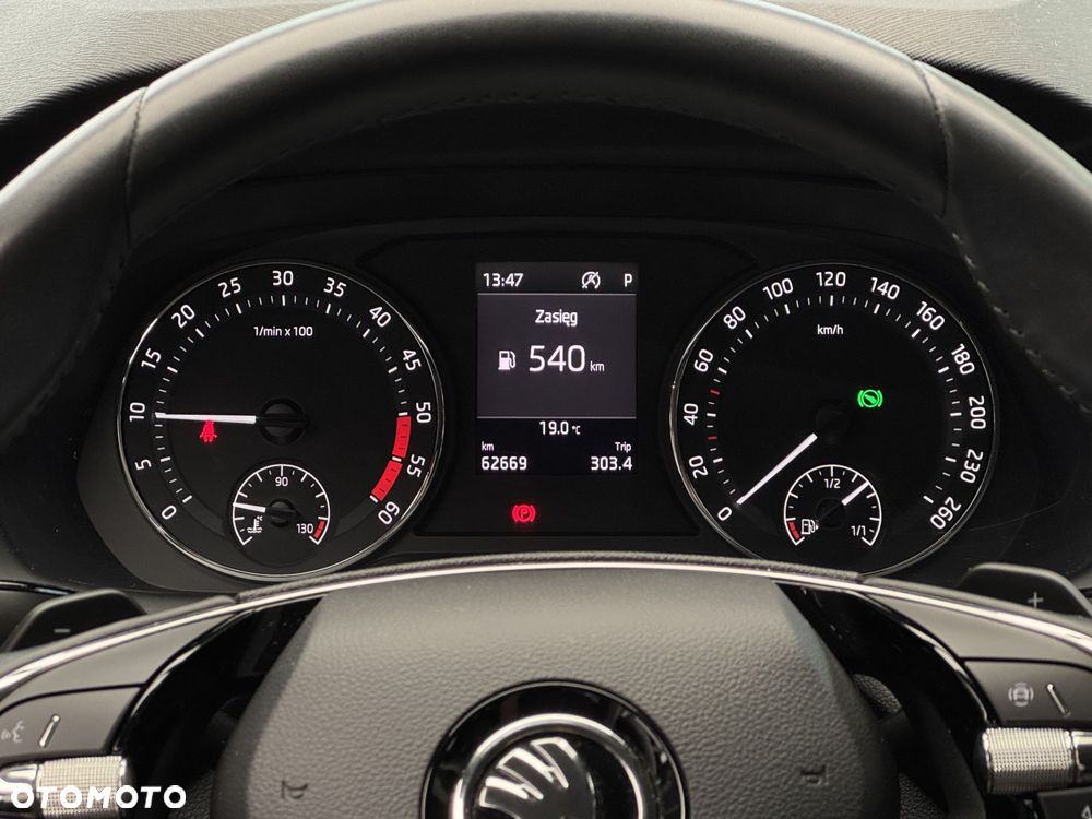 Skoda Octavia 2.0 TDI Ambition DSG - 18