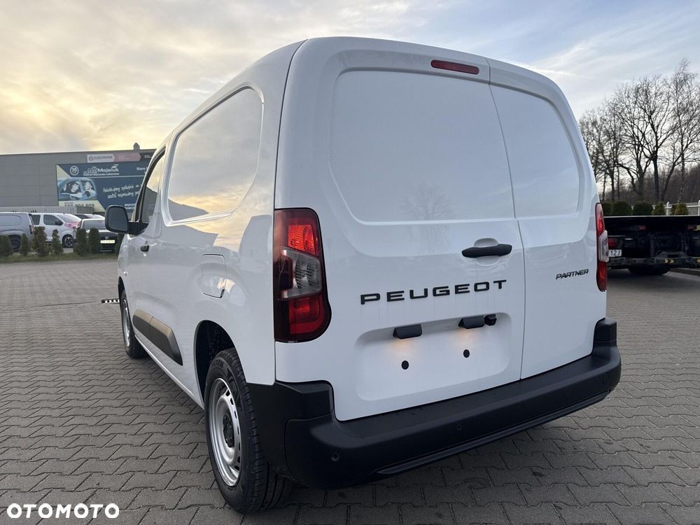 Peugeot partner Partner Furgon M Diesel 100KM Manual - 11
