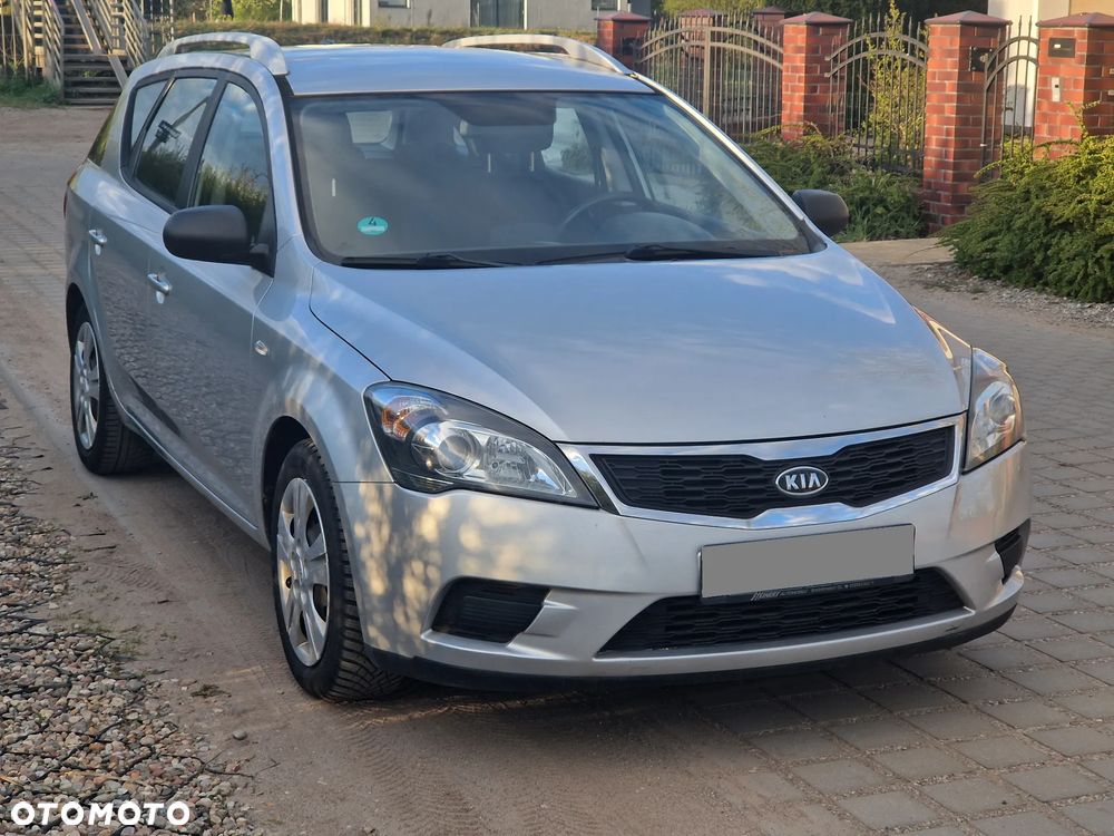 Kia Ceed - 18