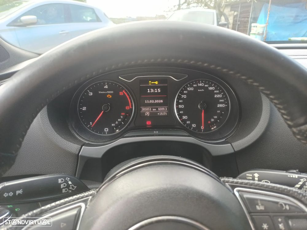 Audi A3 Sportback 1.6 TDI S-line - 9