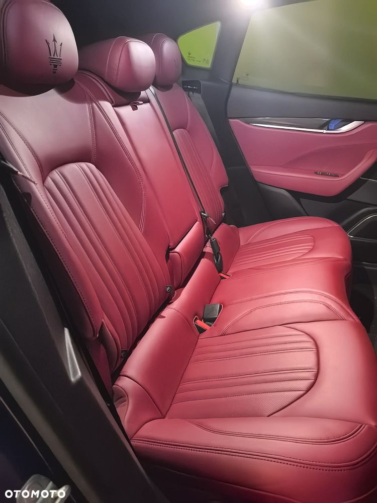 Maserati Levante S Q4 - 26