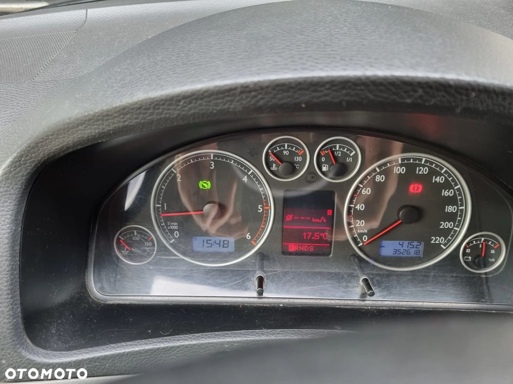 Volkswagen Multivan - 29