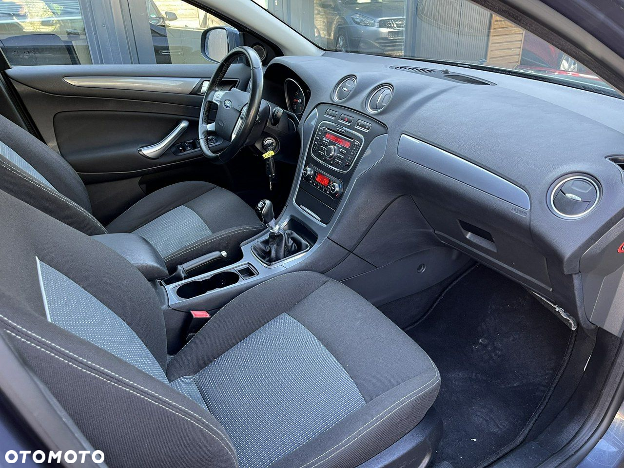 Ford Mondeo - 19