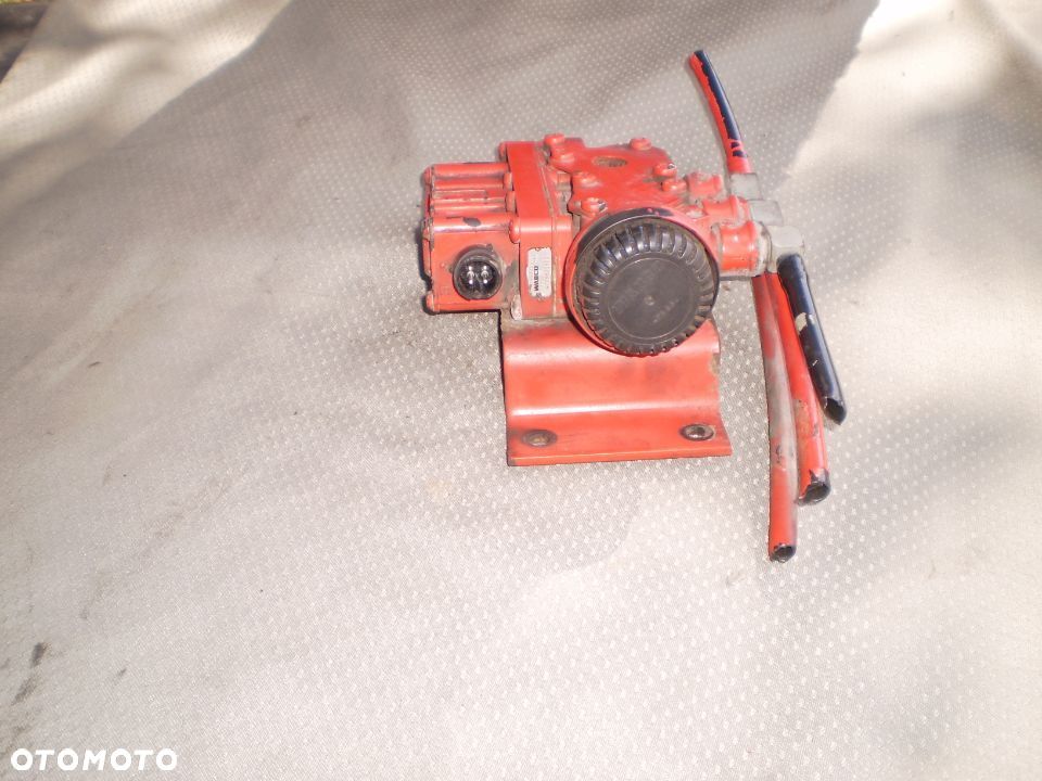 DAF XF 105/95 zawór poduszek ECAS  4728800300 - 2