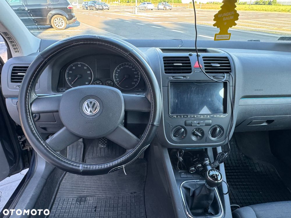 Volkswagen Golf 1.4 FSI Comfortline - 16