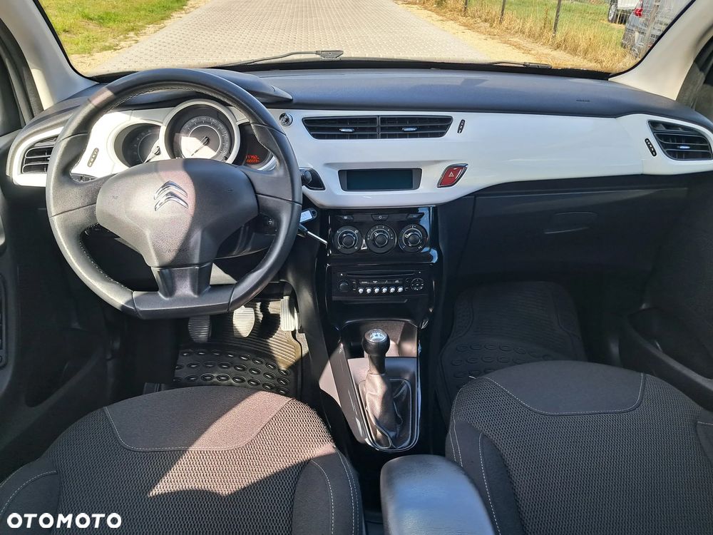 Citroën C3 Pure Tech (VTi) 82 Exclusive - 16