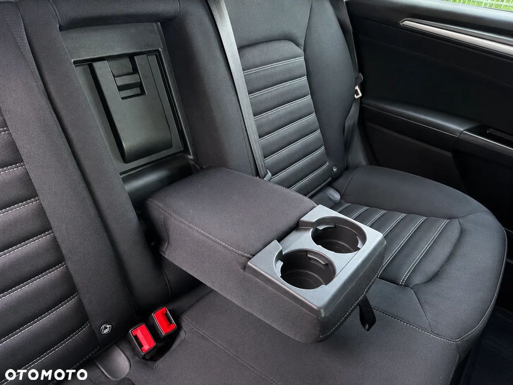 Ford Mondeo 2.0 TDCi Titanium - 14