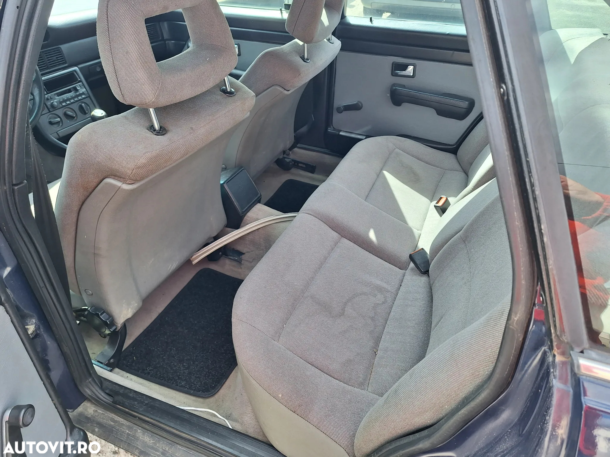 Audi 100 - 12