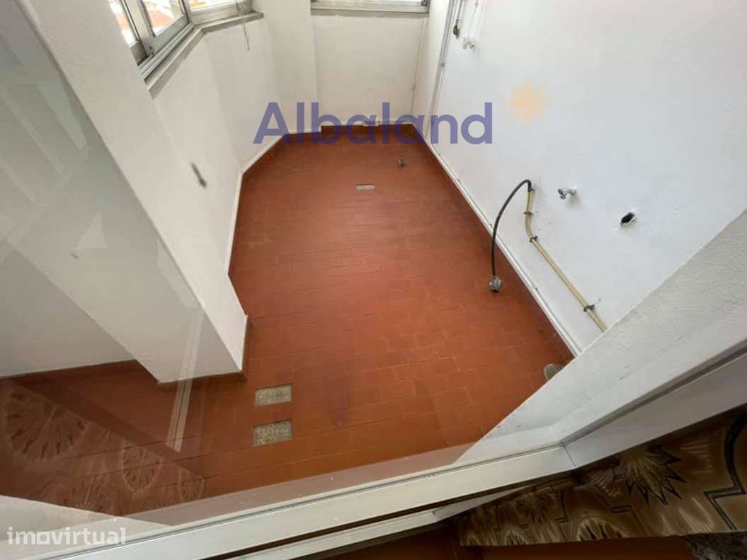 Apartamento T3 – Centro da cidade de Barcelos - Grande imagem: 4/12