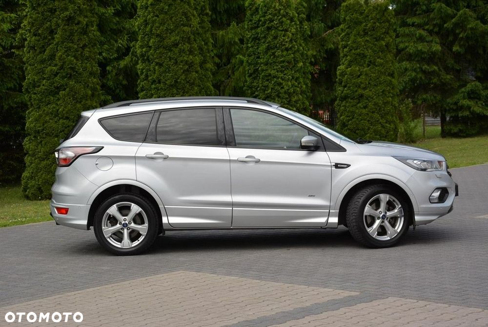 Ford Kuga 2.0 TDCi 4x4 ST-Line - 12