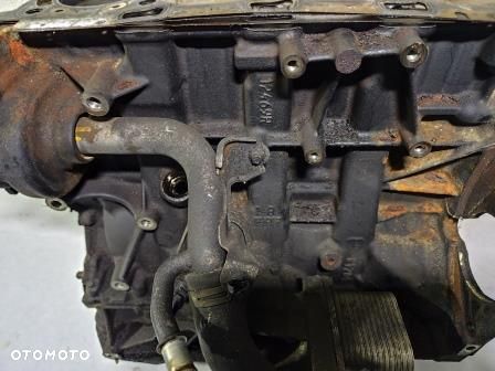 BLOK SILNIKA KOMPLETNY _2,3 DCI RENAULT_2,3 CDTI OPEL_M9T_125KM - 4