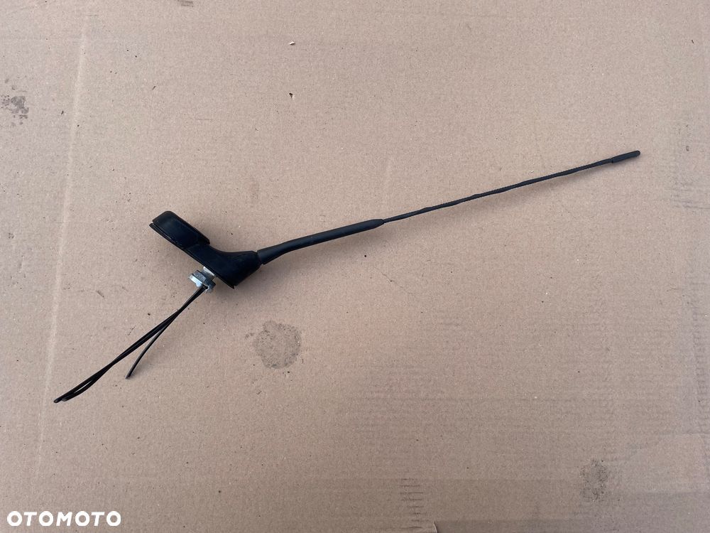 1J0035507 antena dachowa volkswagen Passat b5 fl - 1