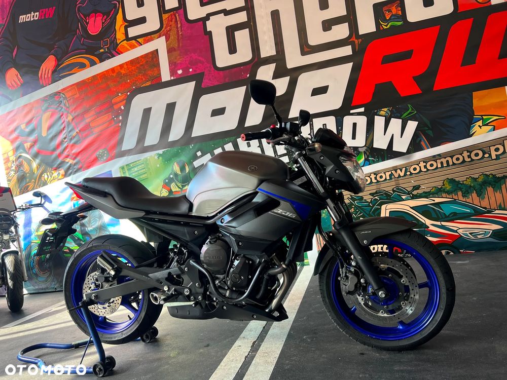Yamaha XJ - 6