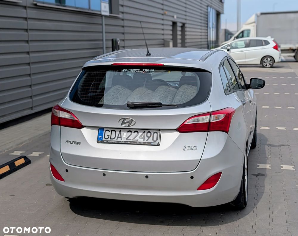 Hyundai i30 1.6 CRDi Comfort - 11