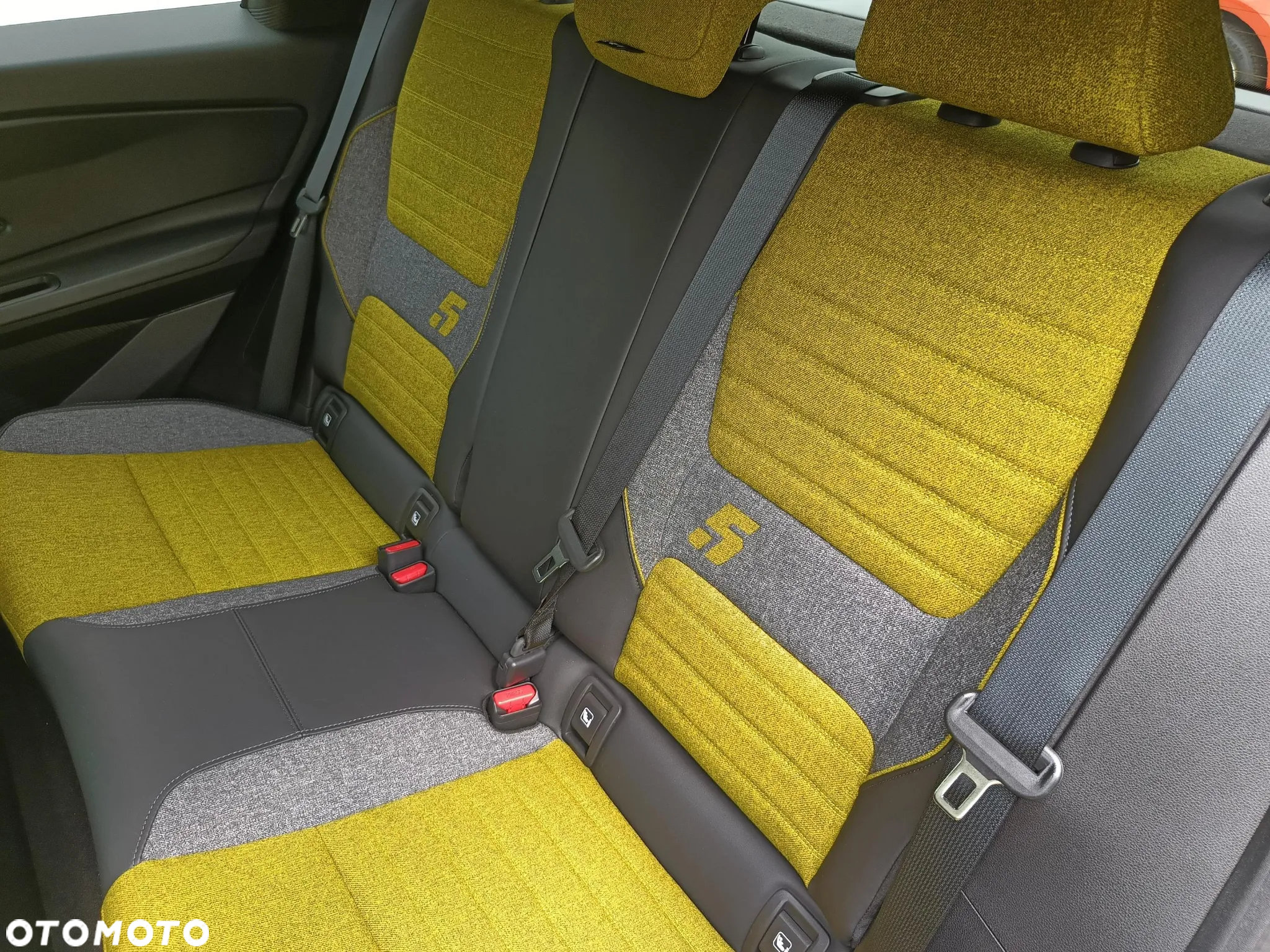 Renault 5 - 16