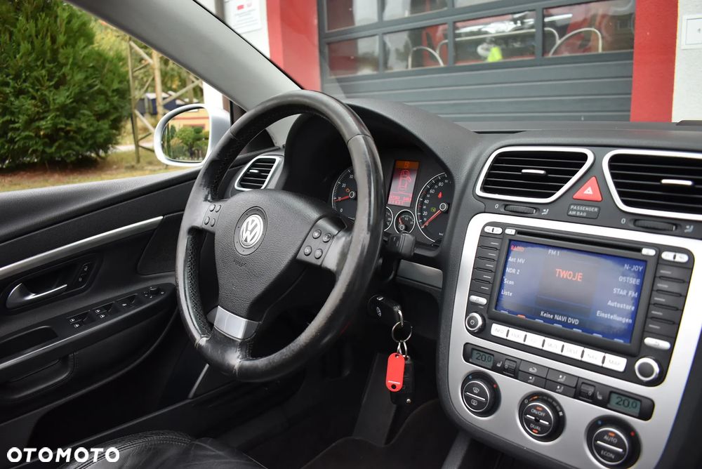 Volkswagen Eos - 11