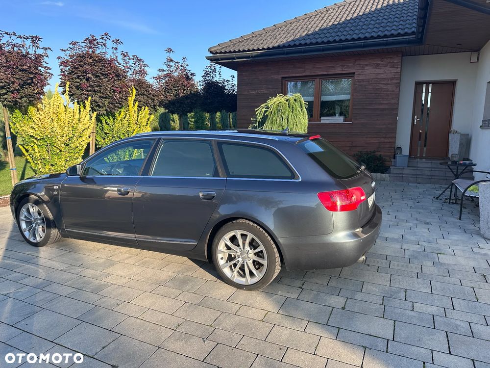 Audi A6 Avant 4.2 quattro tiptronic - 13