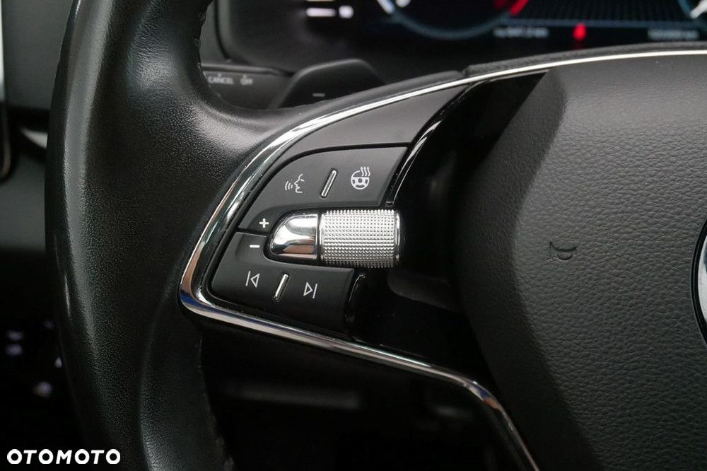 Skoda Karoq 1.5 TSI ACT Selection DSG - 26