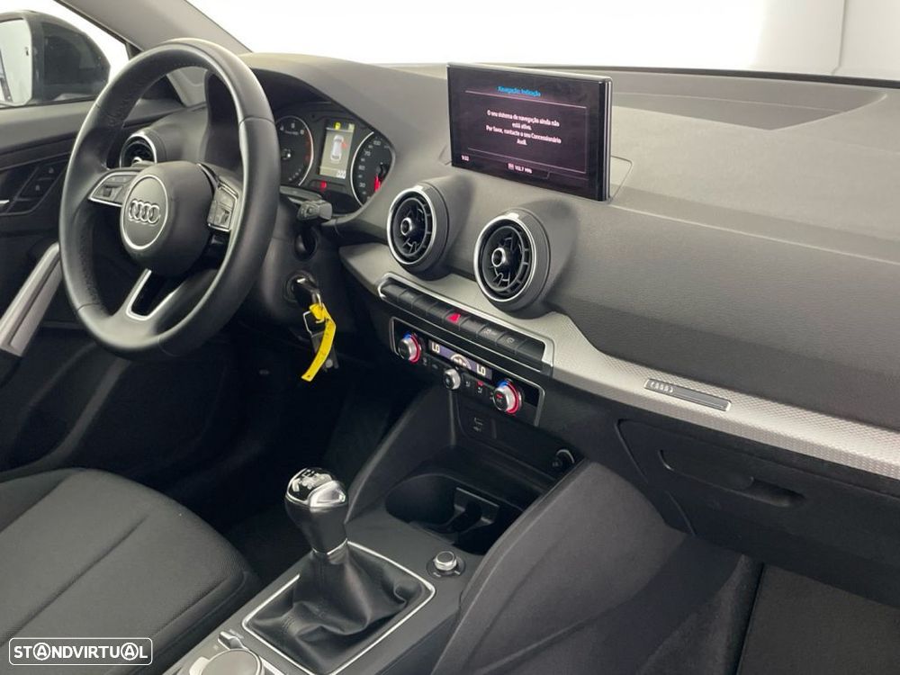 Audi Q2 30 TFSI Advanced — fotografia 22