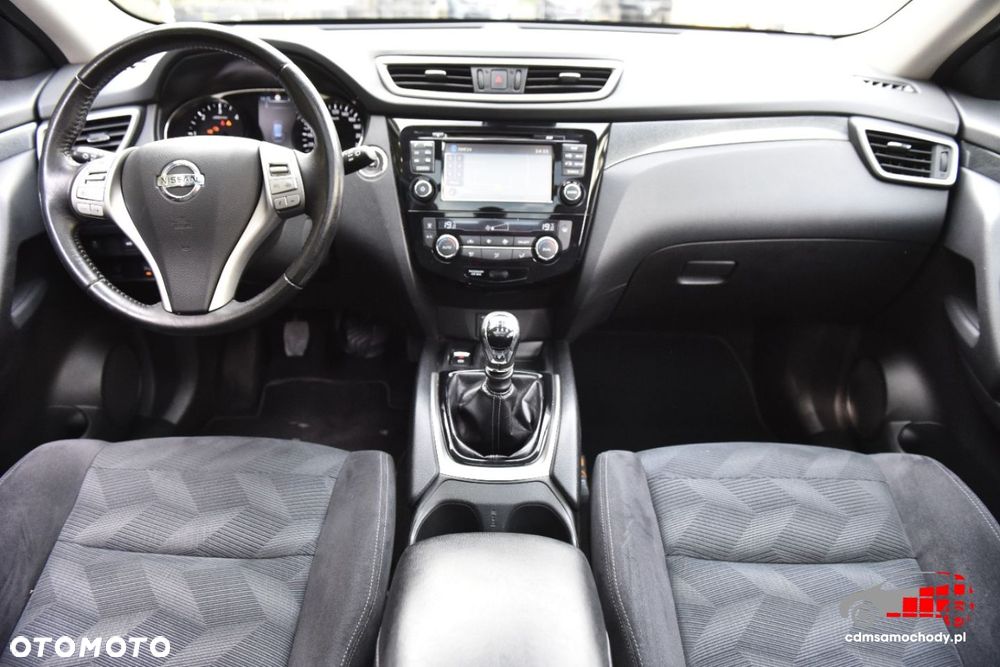Nissan X-Trail - 25