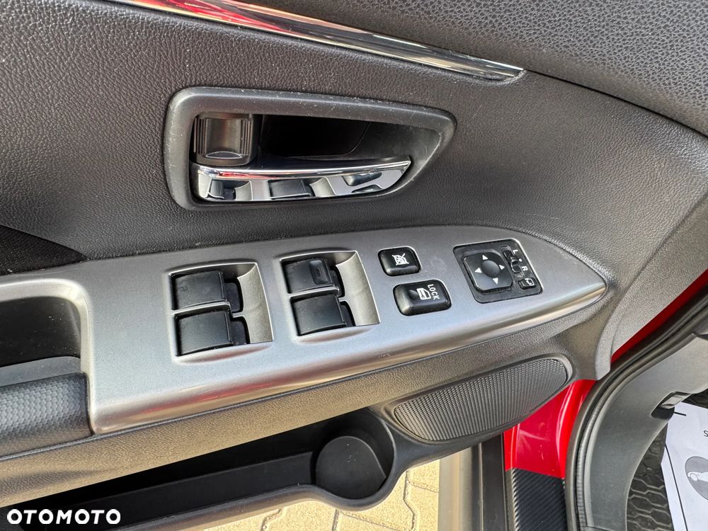 Mitsubishi ASX 2.0 4WD CVT Plus - 21