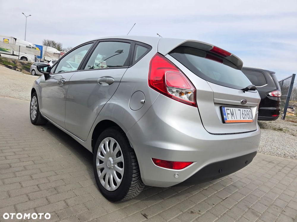 Ford Fiesta 1.5 TDCi ST&St Titanium - 11