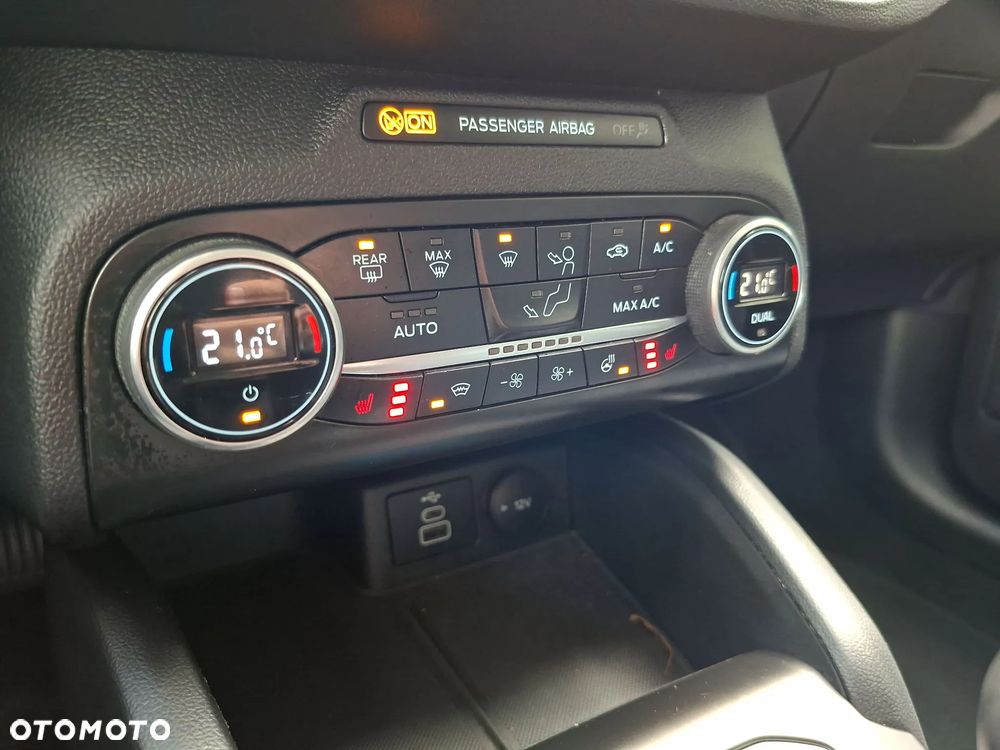 Ford Focus 1.0 EcoBoost mHEV Active X - 30