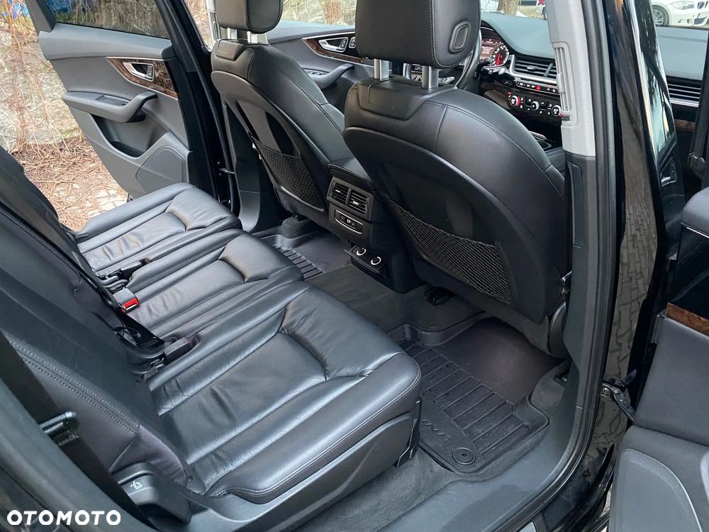 Audi Q7 - 14