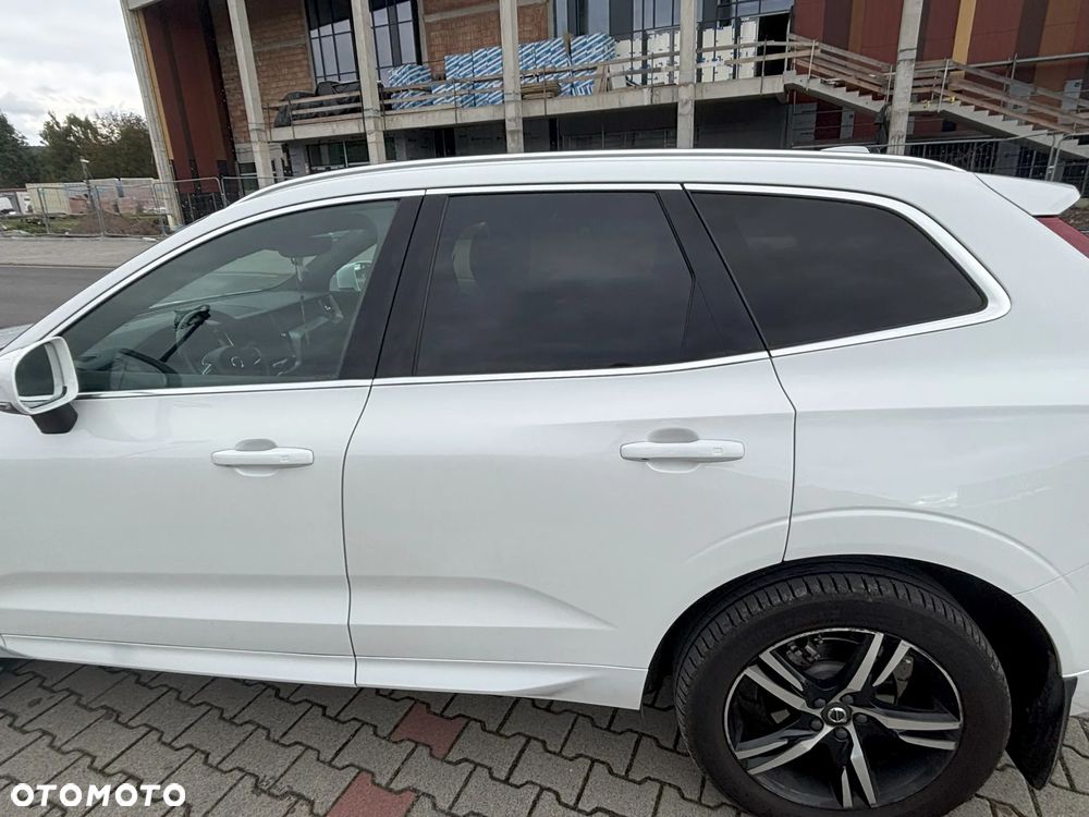 Volvo XC 60 T5 AWD Geartronic RDesign - 10