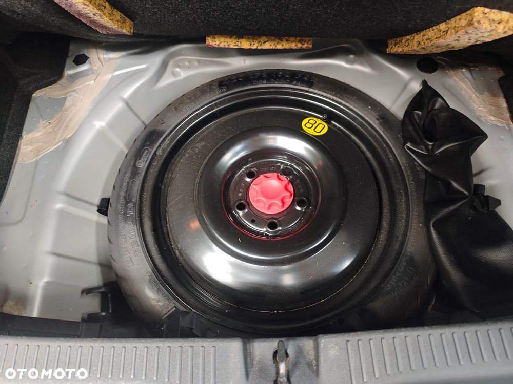 Toyota Auris 1.4 D-4D Life - 8